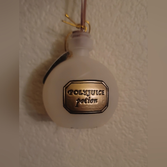 ✨ Harry Potter Light-Up Ornament - Polyjuice Potion - Picture 6 of 6